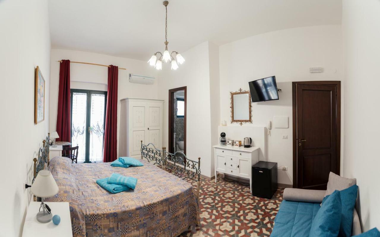 Casa Degli Artisti *